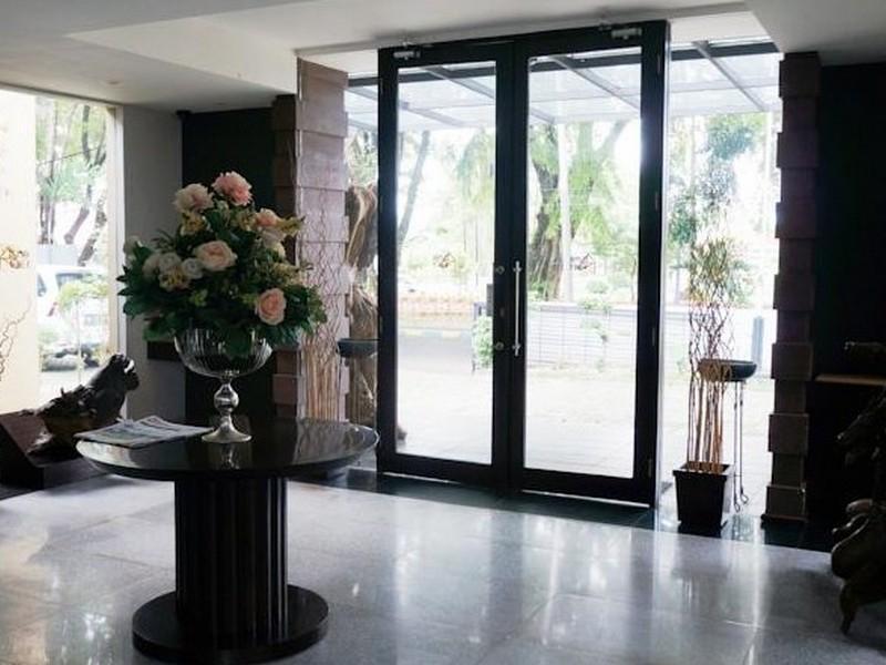 Rumah Nenek Hotel And Restaurant Padang  Exterior foto