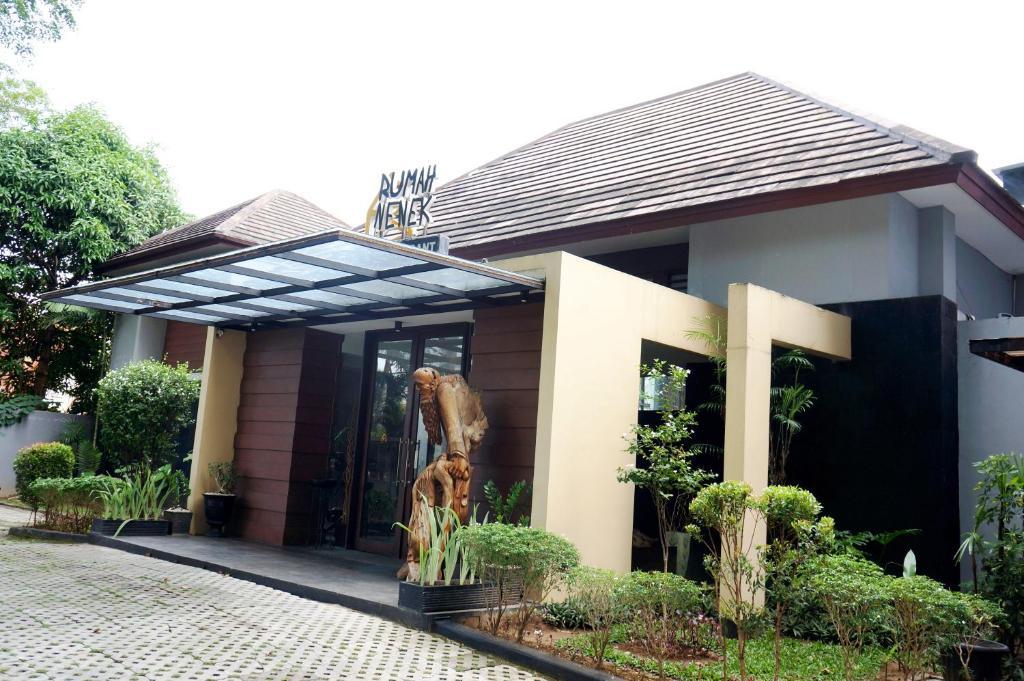 Rumah Nenek Hotel And Restaurant Padang  Zimmer foto